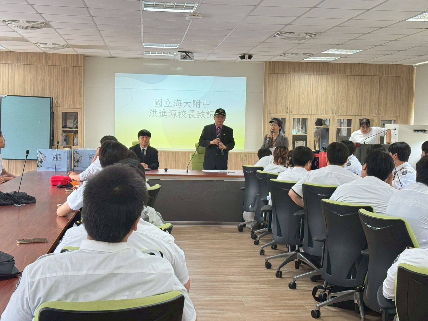 LINE_ALBUM_114.5.19%E8%8F%80%E5%B3%B6%E4%BE%86%E6%A0%A1_250521_4