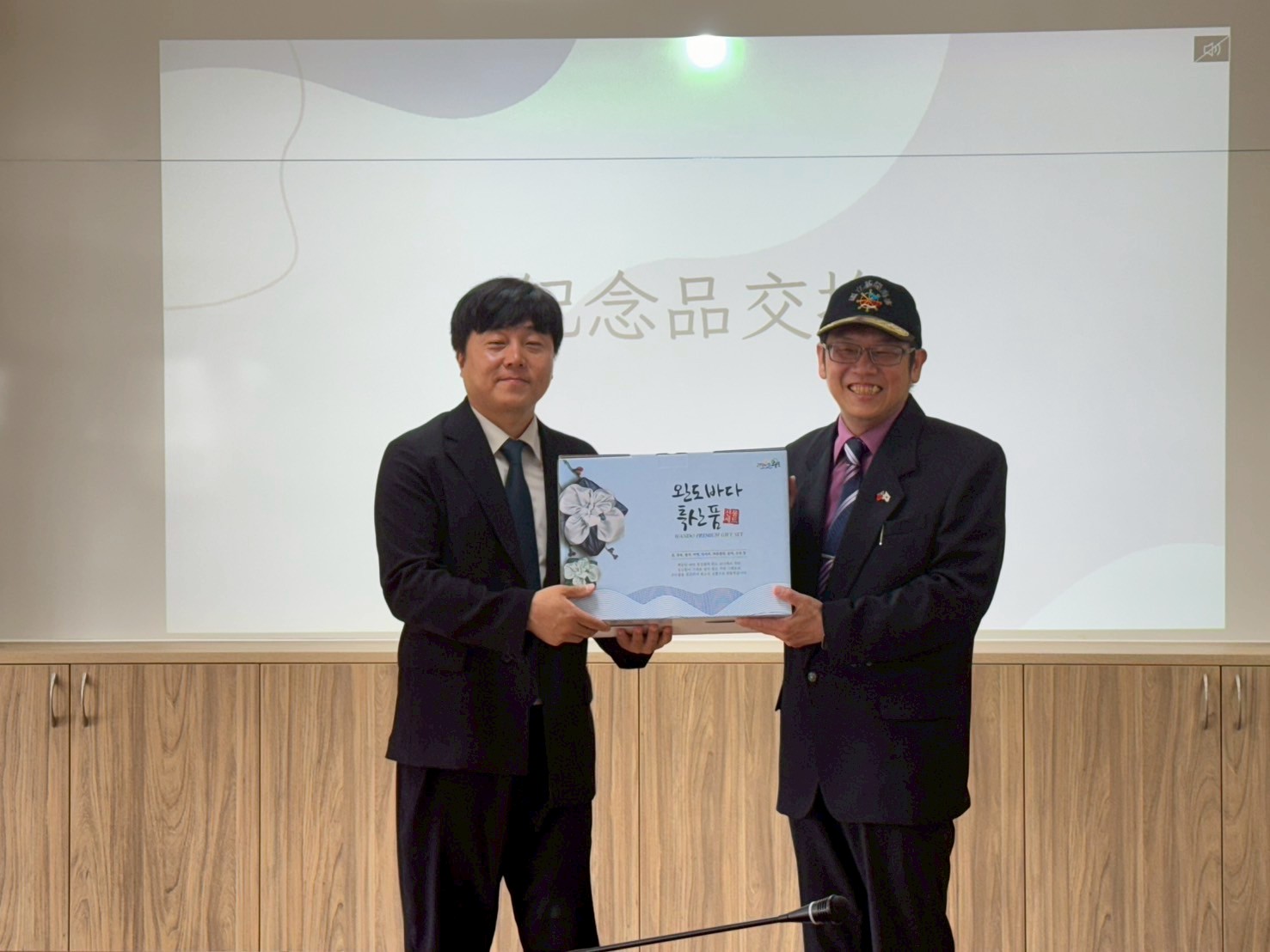 LINE_ALBUM_114.5.19%E8%8F%80%E5%B3%B6%E4%BE%86%E6%A0%A1_250521_57